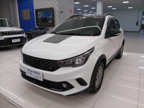 FIAT ARGO 1.3 FIREFLY FLEX TREKKING MANUAL FIAT ARGO 1.3 FIREFLY FLEX TREKKING MANUAL
